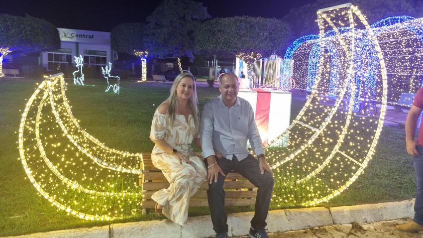A Prefeitura Municipal de Nova Lacerda realizou o “NATAL ILUMINADO 2023”.