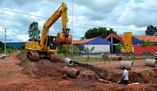 Obra em Andamento: Manilhamento e Drenagem no Bairro Sol Nascente