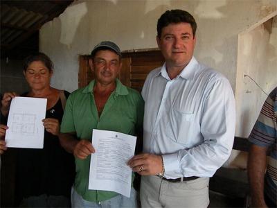 Entrega de CCU (Contrato de Concessão de Uso da Terra) aos moradores do Assentamento PA São Judas
